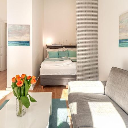 ウィーンLuxurious And Bright, 5 Min To City Centerアパートメント エクステリア 写真