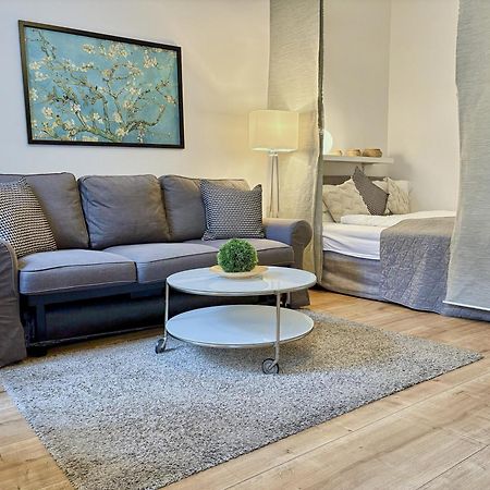 ウィーンLuxurious And Bright, 5 Min To City Centerアパートメント エクステリア 写真